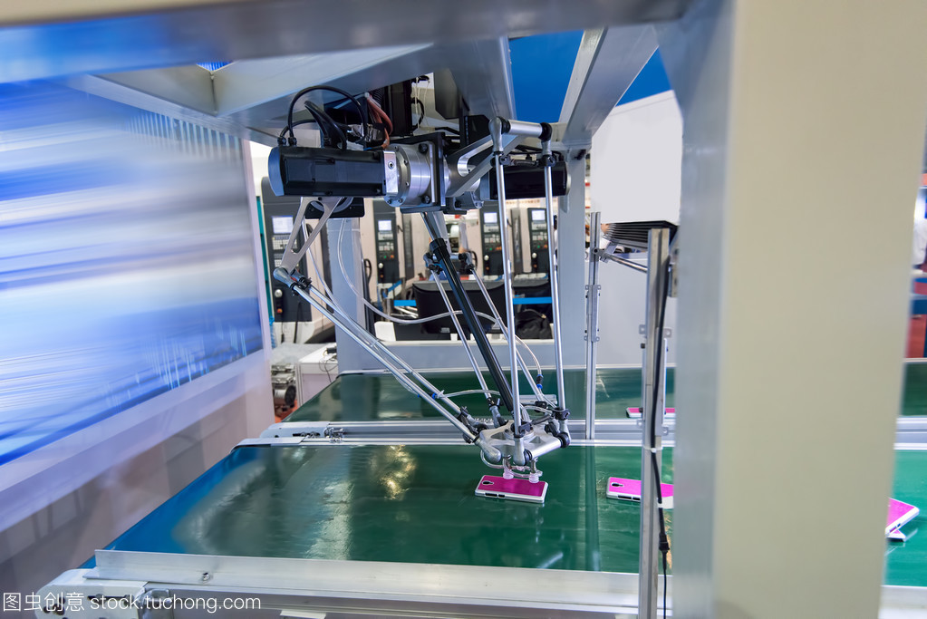 工業機器人在工廠中的輸送機跟蹤控制器工作原理與制造要點